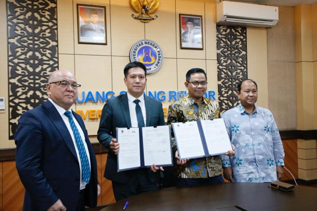 UNP dan Universitas Nasional Pedagogi Abai Kazakhstan Perkuat Jejaring Global dengan Kerjasama Strategis