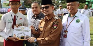 Gandeng BPRS Jam Gadang, Pemko Bukittinggi Luncurkan Tabungan Haji Pelajar