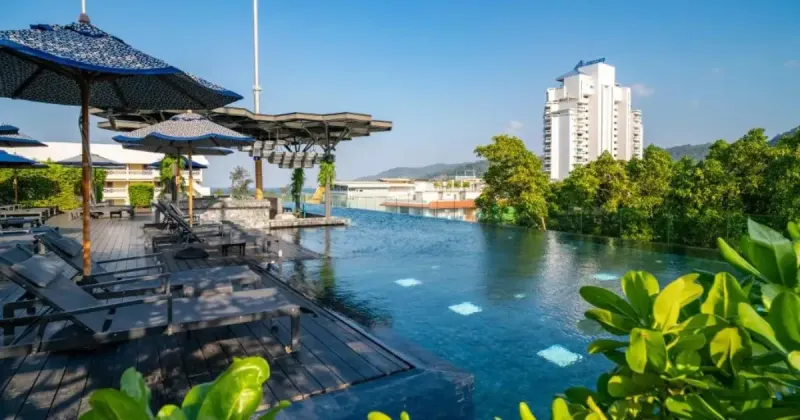 Intern in Food & Beverage at a 5-Star Hotel by IHG Hotels & Resorts in Thailand