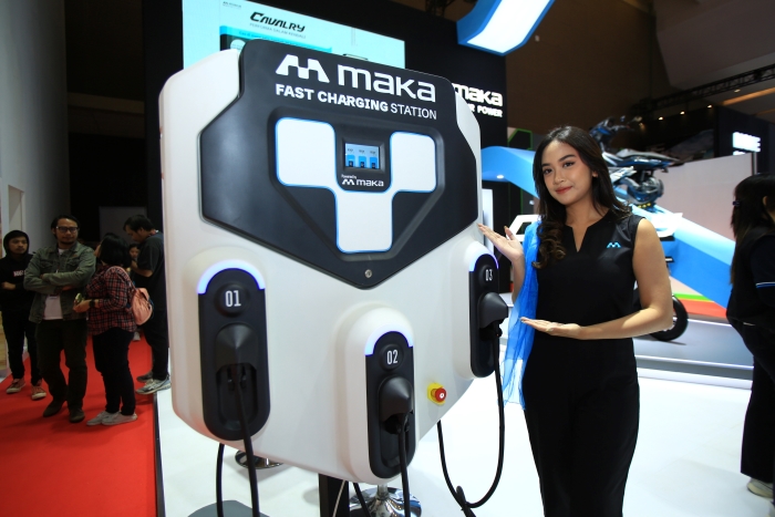 MAKA Charging Station