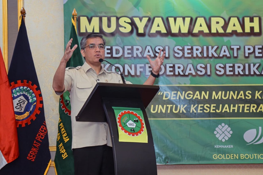 20260403172607_Menaker-Hubungan-Industrial-Harus-Naik-Kelas-agar-Pekerja-Tak-Tertinggal-oleh-AI---2.jpeg
