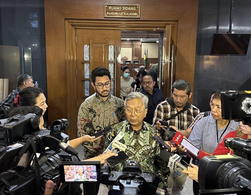 20260507211913_Crome-books_Prof-Dr-Nindyo-Pramono_Ahli-Hukum-Bisnis.jpg