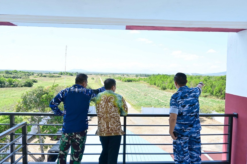 20260712172442_Lanud-Sjamsudin-Noor-dan-ULM-Rancang-Sistem-Pengembangan-Pertanian-Terpadu_2.jpg