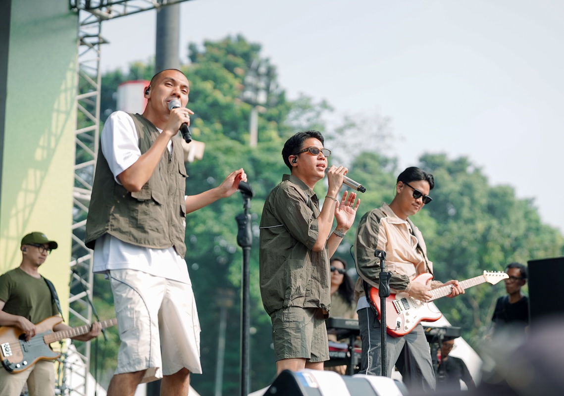 20260823212257_Foto-Penampilan-Spesial-dari-RAN-Sebagai-Penutup-Acara-BrookFarm-Almond-Run-2026.jpg