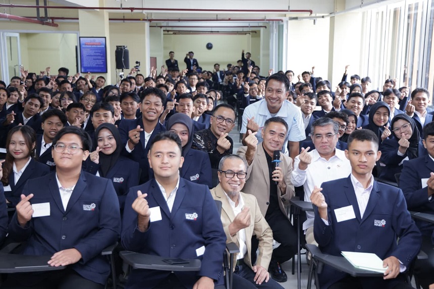 20260917030116_Menteri-Ketenagakerjaan-Yassierli_1.jpg