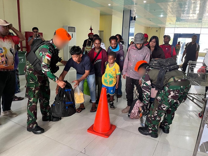 20260920094317_TNI-Tangkap-Wadanyon-OPM-Kodap-35-Bintang-Timur_3.jpg