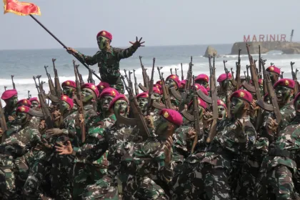 Upacara Pembaretan Pendidikan Komando 178 dan 179 Marinir