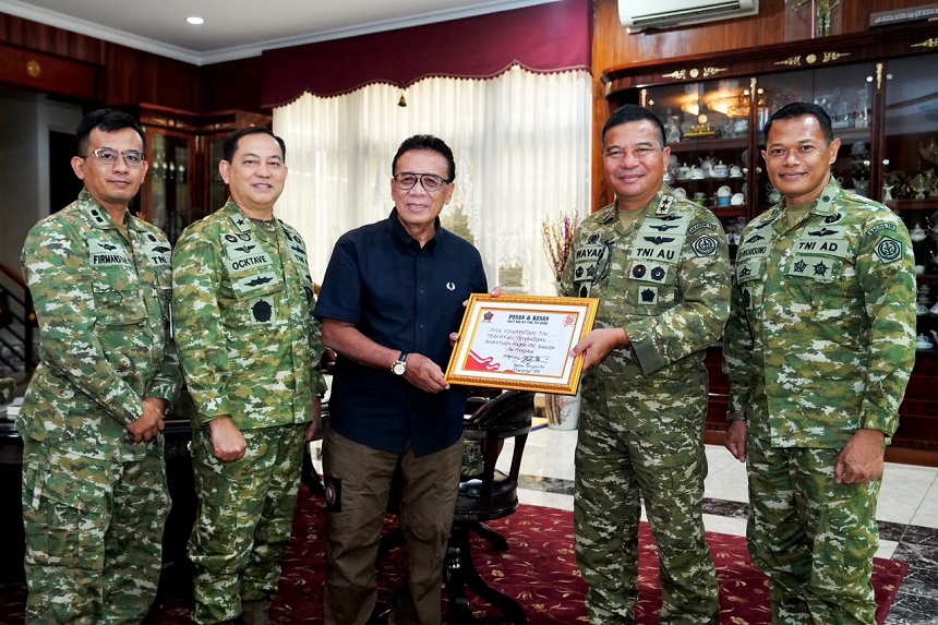 Dari Sesepuh untuk Generasi Penerus, Mantan Panglima TNI Titip Pesan bagi Prajurit TNI.