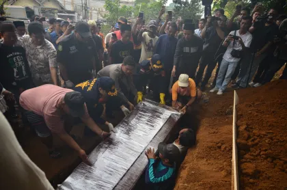 Pemakaman ABK Arupadhatu 1 di Pandeglang