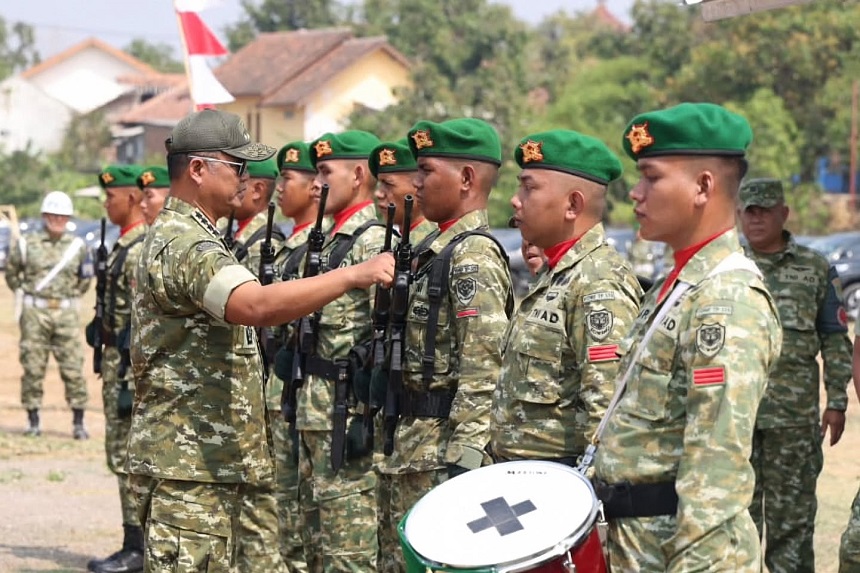 Wapang TNI Tinjau Kesiapan Yonif TP di Sumedang dan Majalengka.