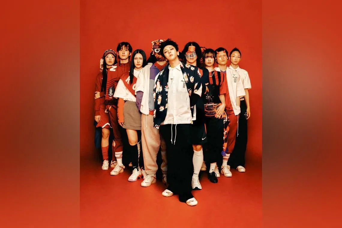 G-Dragon Bareng Nike Keluarkan Koleksi Streetwear Piala Dunia 2026