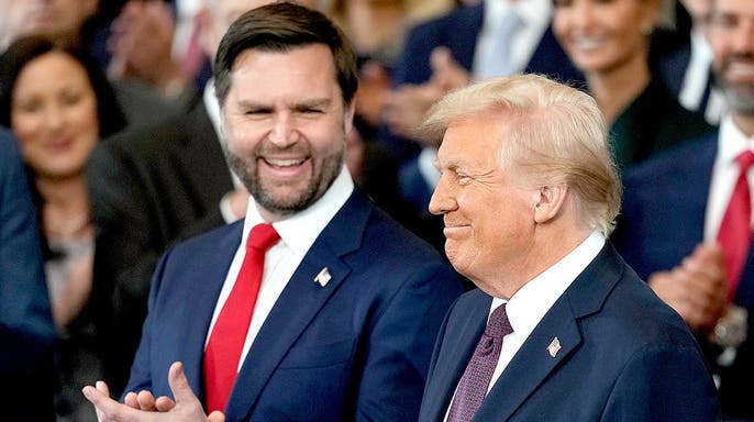 Aturan Tak Tertulis Berpakaian Anggota Kabinet, Ternyata Trump Tidak Menyukai Sepatu Coklat