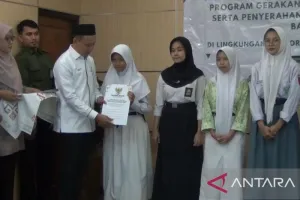 118 Ijazah Siswa dari 11 Madrasah Ditebus, Pemkot Jakbar Gandeng Kemenag dan Baznas Bazis.
