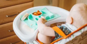 Jangan Khawatir! Gumoh pada Bayi Bukan Tanda Anak Anda Sakit, Simak Penjelasannya