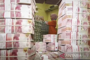 Pasokan Uang Kian Gemuk, Uang Beredar Lampaui Rp10 Ribu Triliun