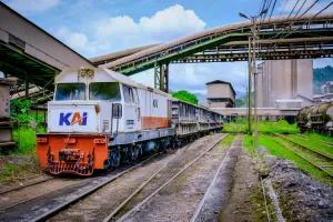 Gambar berita populer KAI Angkut 1,17 Juta Ton Semen dan Klinker selama Semester I 2026