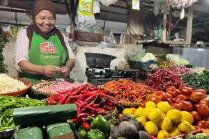 Harga Bawang Merah Rp46.650/Kg, Daging Ayam Rp37.000/Kg pada Minggu Pagi