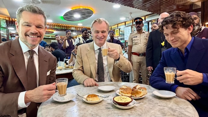 Lupakan Karpet Merah, Christopher Nolan,  Tom Holland, dan Matt Damon Pilih Menikmati Chai Saat Promo 'The Odyssey' di Mumbai 
