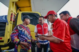 Gambar berita populer Pertamina Pastikan 13 SPBU Palembang Tetap Salurkan Biosolar 24 Jam