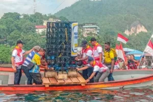 Wali Kota Jayapura Lepas 27 Fish Apartment untuk Pulihkan Ekosistem Teluk Humboldt.
