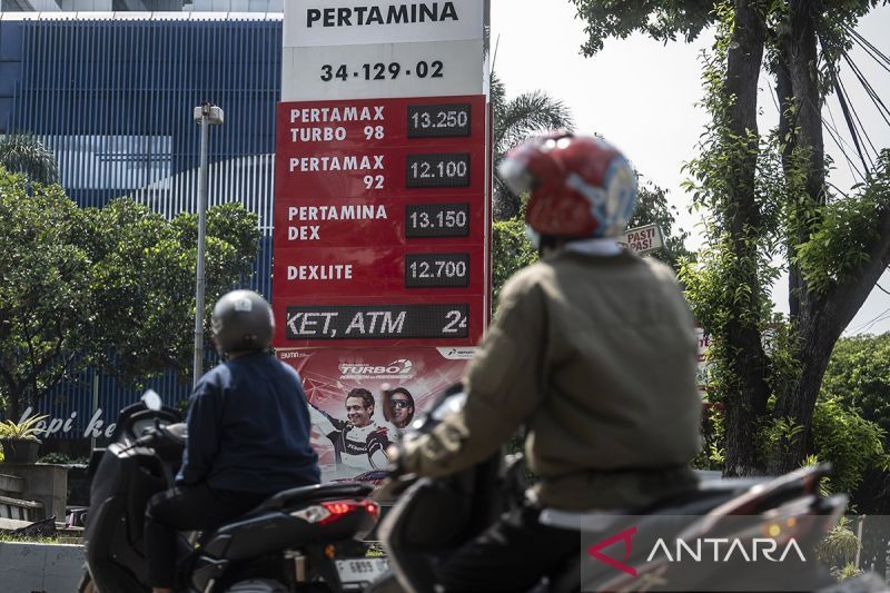 Gambar berita populer Pekan Pertama Agustus, Harga Bensin Turun 