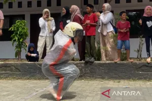 Semarak HUT ke-81 RI, Relawan GDS Ajak Anak Panti Asuhan Aceh Main Permainan Tradisional.