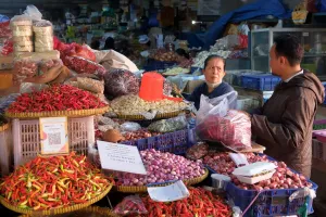 Disparitas Harga Buka Celah Penyelundupan Pangan