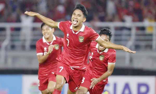 Marselino Gabung Persija, Mengapa Banyak Pemain Pulang Kampung