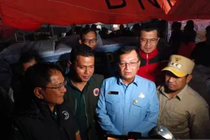BNPB Siap Penuhi Kebutuhan Penanganan Banjir Bandang di Arosuka Solok.