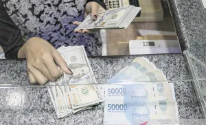 Dolar AS Ngamuk Lagi, Rupiah Terjun Bebas Lewati Rp17.900, Ini Pemicunya