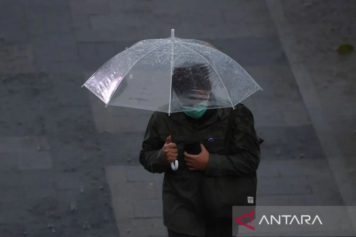 Cuaca Akhir Pekan, BMKG: Jakarta Cerah Berawan hingga Hujan Ringan