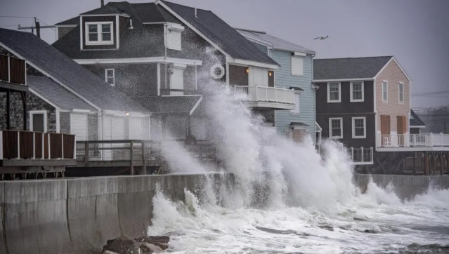 Badai Nor'easter Terjang AS, 75 Ribu Warga Kehilangan Listrik