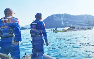 Hendak Snorkeling, Kapal Bawa 13 Wisatawan Karam di Labuan Bajo