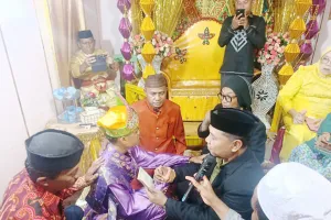 Penuh Tangis Haru, Pasangan Disabilitas di Gorontalo Utara Sukses Ucap Ijab Kabul Pakai Bahasa Isyarat