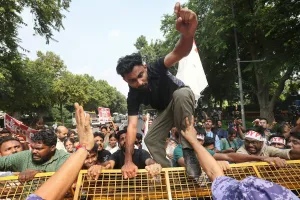 Pemuda India Gunakan AI untuk Bantu Ratusan Demonstran yang Ditangkap Polisi Temukan Jalan Pulang