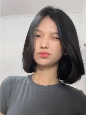 Kunjungi akun @zeedelrey di TikTok