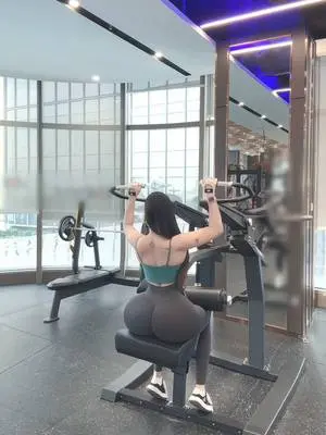 Kunjungi akun @josephine_nana di TikTok
