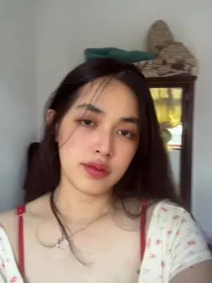 Kunjungi akun @notsonays di TikTok