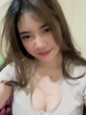 Kunjungi akun @gy.aksara di TikTok