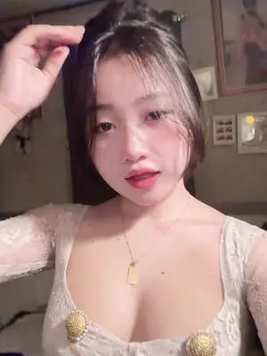 Kunjungi akun @miaprawesty di TikTok