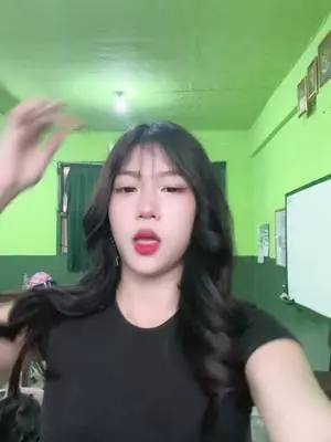 Kunjungi akun @ulannny di TikTok