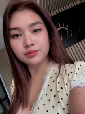 Kunjungi akun @allurey09 di TikTok