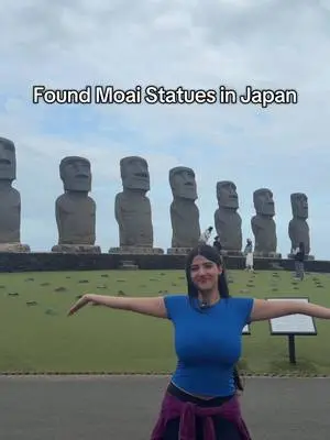 Kunjungi akun @strawberrytabby di TikTok