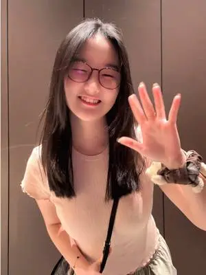 Kunjungi akun @bukanvanillas di TikTok