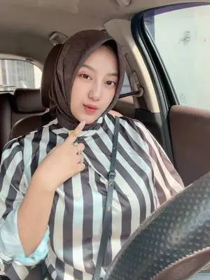 Kunjungi akun @user4ud4qzx6sq di TikTok