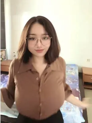Kunjungi akun @dayuraka0 di TikTok