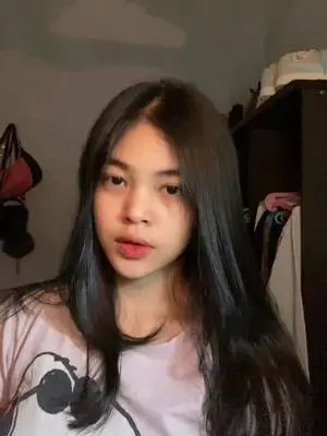 Kunjungi akun @swe3tcookiees di TikTok