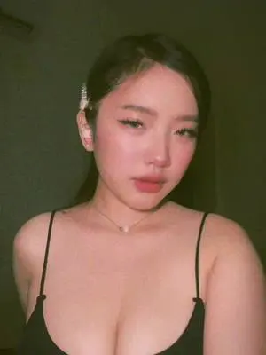 Kunjungi akun @aksaraaaptr di TikTok