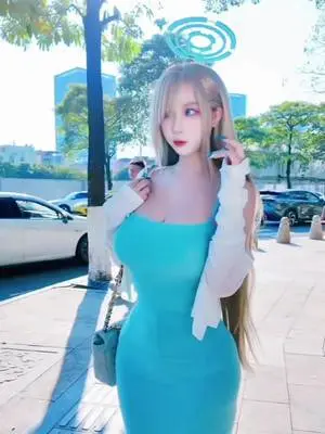 Kunjungi akun @yuki_fuxue di TikTok