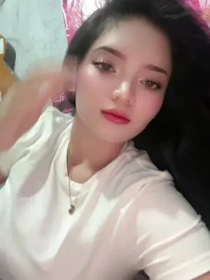 Kunjungi akun @zaradaily_ di TikTok